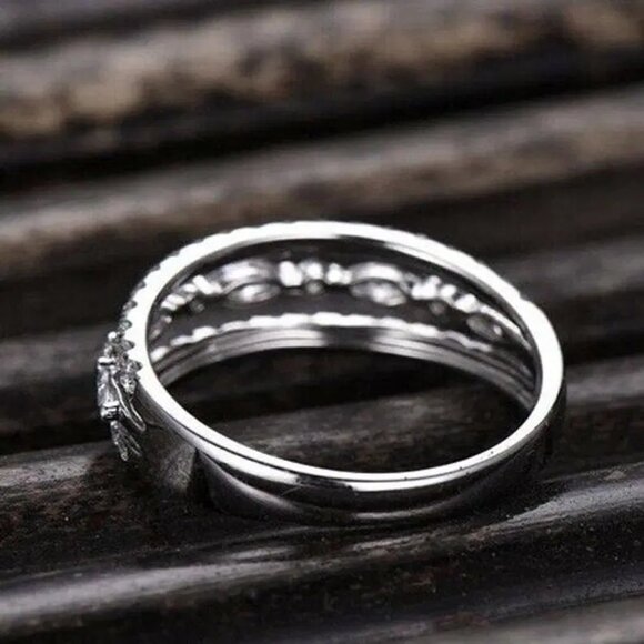 🎀Eternity 925 Silver Plated CZ Three  Stackable Dainty Ring UNVN12319 - Picture 4 of 6